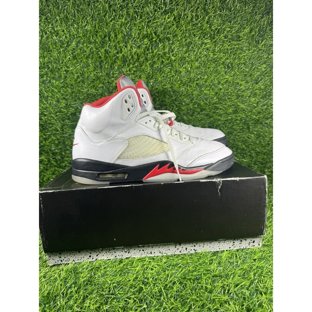 Nike Air Jordan 5 Men's Fire Red Size 13